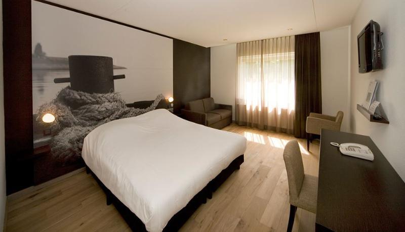 Fletcher Landgoedhotel Ренессе Экстерьер фото